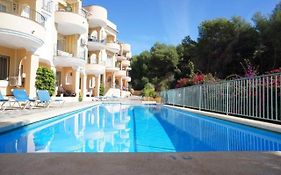 Playa, piscina y relax en este coqueto apartamento en Nerja